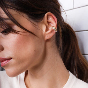 Comment porter une bague d'oreille sans perçage : astuces et conseils pour un style tendance