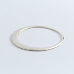 Charger l'image dans la galerie, Bracelet jonc Crescent Moon
