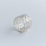 Load image into Gallery viewer, Bague dentelle Hals
