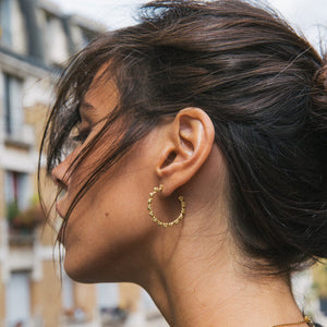 Boucles d'oreille anneaux dentelle Division